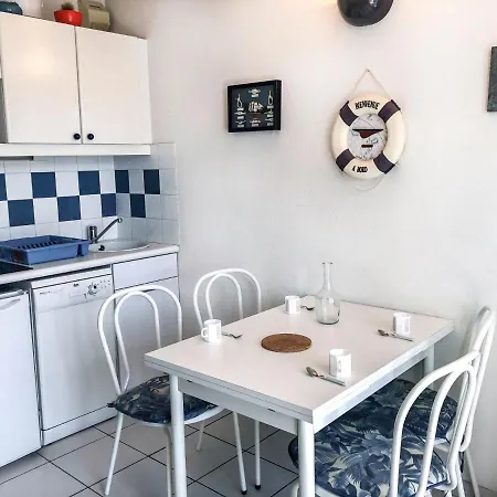 La Palme D'or-16 By Interhome