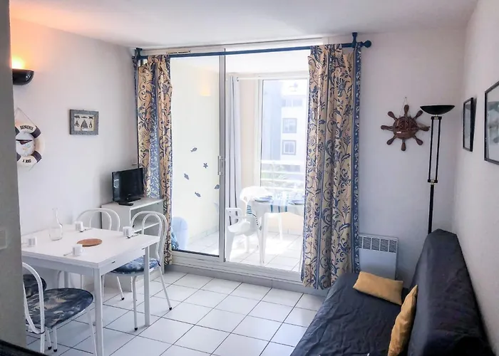 La Palme D'or-16 By Interhome * אגדה