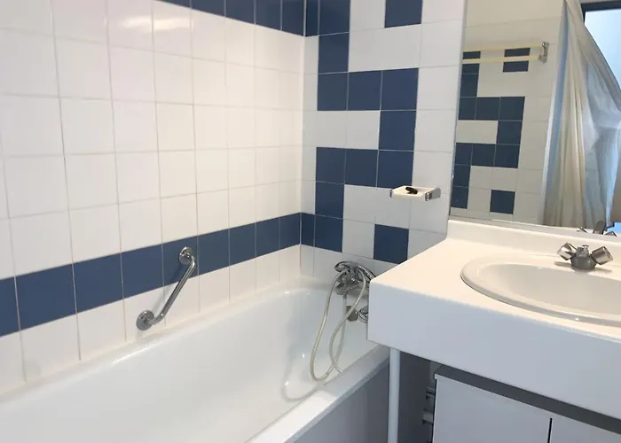 דירה La Palme D'or-16 By Interhome *